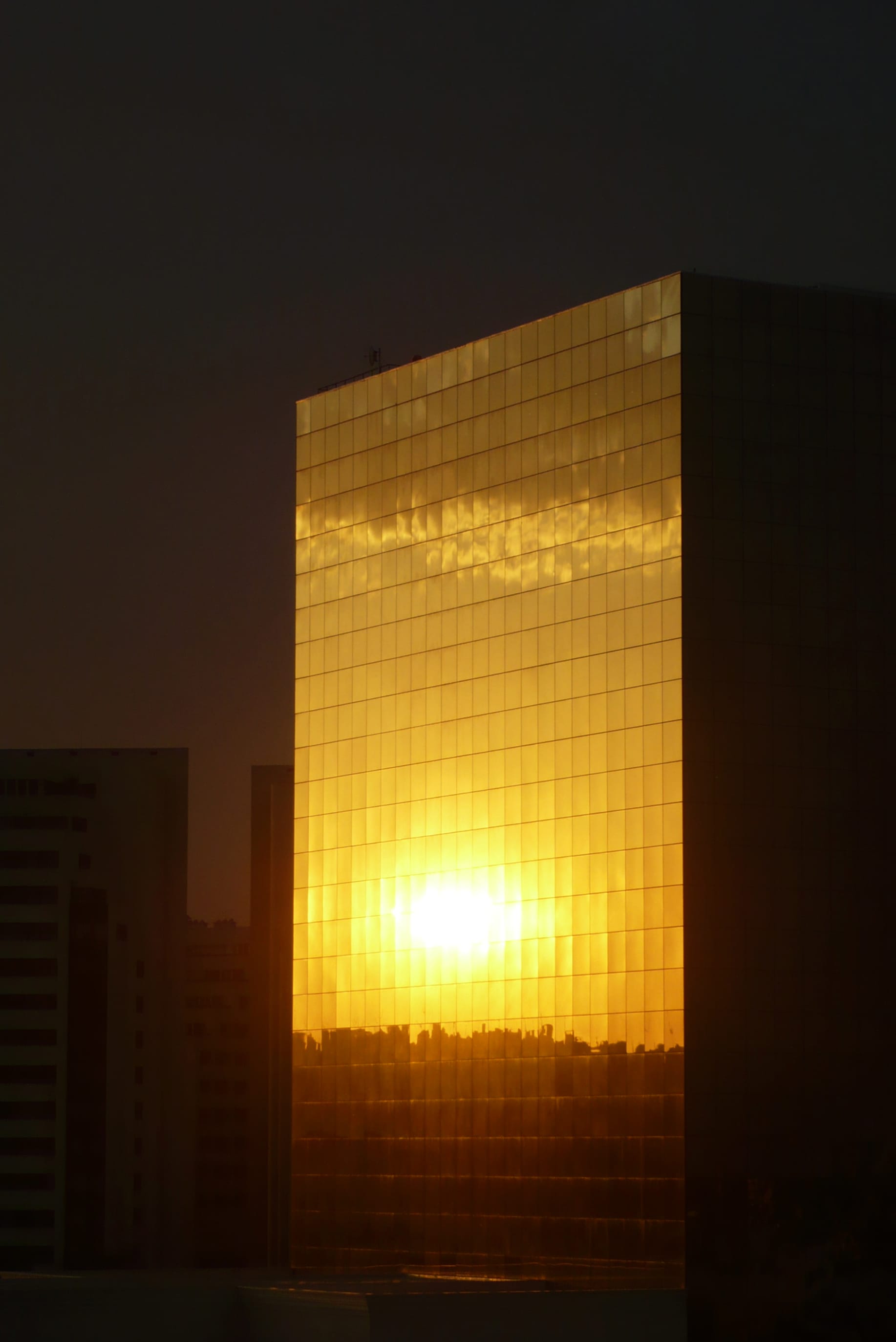 Lens on Markets images